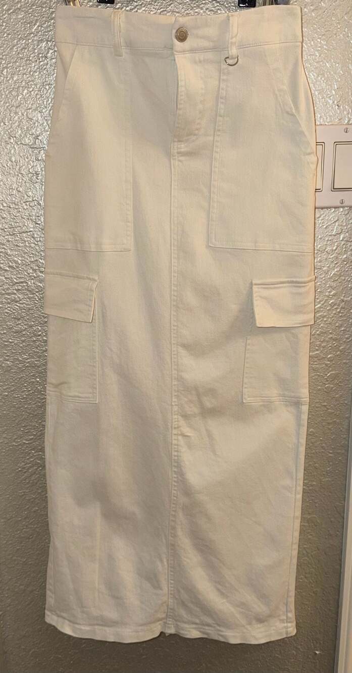 edit by nine Cream Cargo Midi Skirt